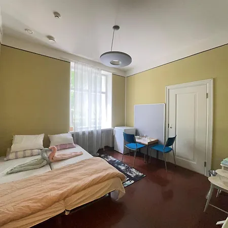 Ylisen Kartanohotelli Hostel *